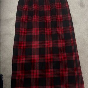 Pendleton Red and Black Plaid Long Skirt Size 10